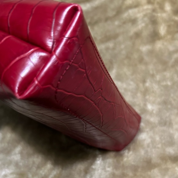 Womens Amanda Smith "Ruby Red" Faux Leather Handbag - Picture 10 of 16